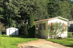 19 Winter St, Belmont, NH 03220 - Photo 1