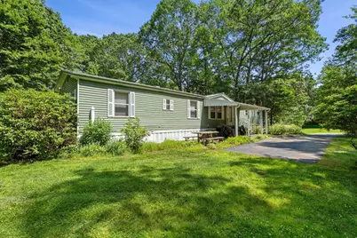 32  Scott Drive, Hampstead, NH 03841 - Photo 1