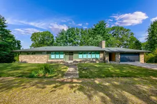 1239 Union St, Manchester, NH 03104 - Photo 1