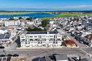 33 Ocean Blvd, Hampton, NH 03842 - Photo 1