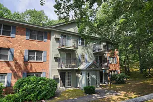 7 St James Pl, Nashua, NH 03062 - Photo 1