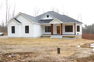 422 Dawn Ct, Pembroke, NH 03275 - Photo 1