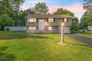 8 Joseph Rd, Salem, NH 03079 - Photo 1