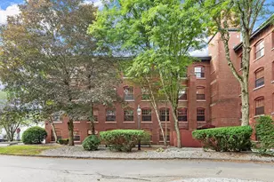 335 Cypress Ct, Manchester, NH 03103 - Photo 1