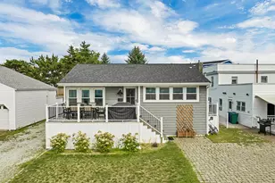 19 Portsmouth Ave, Hampton, NH 03842 - Photo 1