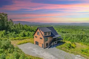 28 Billbarb Rd, Carroll, NH 03598 - Photo 1