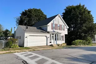 93 Winter St, Rochester, NH 03867 - Photo 1