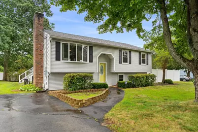 13 Blackstone Street, Hudson, NH 03051 - Photo 1