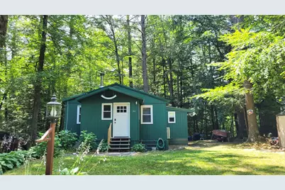 32 Spring Street, Hillsboro, NH 03244 - Photo 1