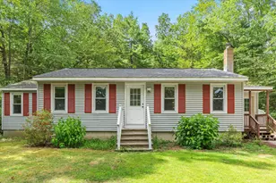 30 John St, Raymond, NH 03077 - Photo 1