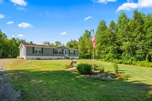 491 Lennon Rd, Carroll, NH 03598 - Photo 1