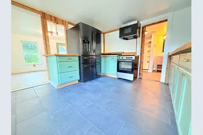 658 Chestnut Street, Claremont, NH 03743 - Photo 1