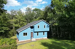 28 Manchester Dr, Lebanon, NH 03766 - Photo 1