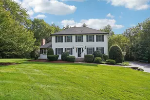 85 Farview Dr, Danville, NH 03819 - Photo 1