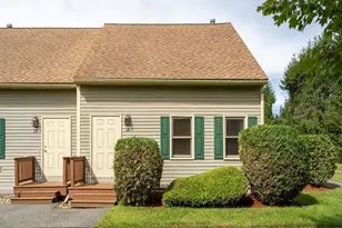 128 Newton Rd, Plaistow, NH 03865 - Photo 1