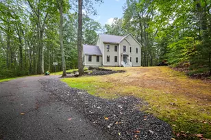 26 Meadow Wood Rd, Kingston, NH 03848 - Photo 1