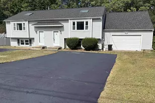 90R Derryfield Rd, Derry, NH 03038 - Photo 1