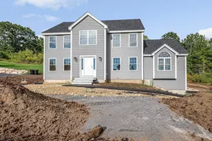 54 Thistlewood Dr, Pelham, NH 03076 - Photo 1