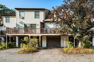 404 Ledgeview Dr, Rochester, NH 03839 - Photo 1