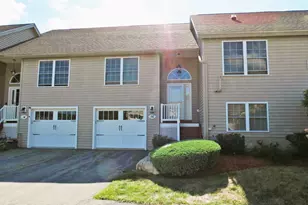 16 Autumn Ln, Hampstead, NH 03826 - Photo 1