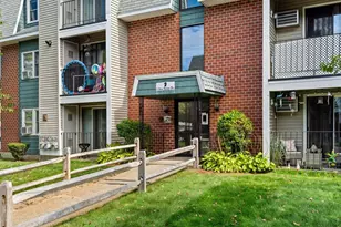 2 New Haven Dr, Nashua, NH 03063 - Photo 1