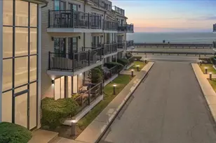 461 Ocean Blvd, Hampton, NH 03842 - Photo 1