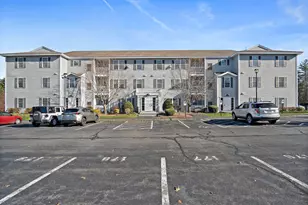 16 Crestview Cir, Londonderry, NH 03053 - Photo 1