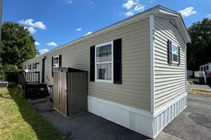 89 End St, Salem, NH 03079 - Photo 1