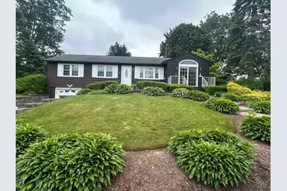 22 Seminole Drive, Nashua, NH 03063 - Photo 1