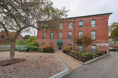 100 Main Street #111, Pembroke, NH 03275 - Photo 1