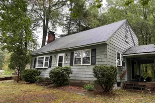 13 Monroe Dr, Hooksett, NH 03106 - Photo 1