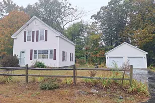 39 Maplewood Cir, Walpole, NH 03608 - Photo 1