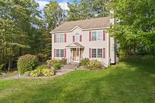 4 Forest Hills Dr, Hooksett, NH 03106 - Photo 1