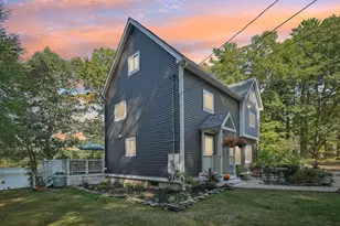 158 Main St, Kingston, NH 03848 - Photo 1