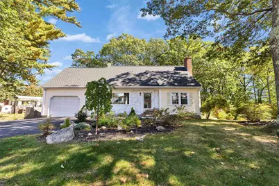 157 Woodcrest Court, Manchester, NH 03109 - Photo 1