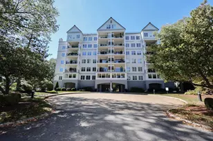 10 Mountain Laurels Dr, Nashua, NH 03062 - Photo 1