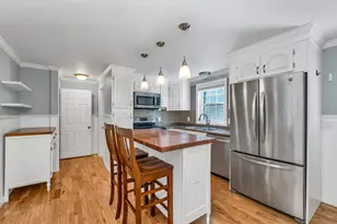 64 Boulder Dr, Londonderry, NH 03053 - Photo 1