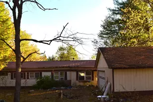 6 Knot Hole Rd, Whitefield, NH 03598 - Photo 1