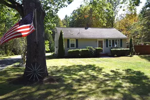 24 Crane Crossing Rd, Newton, NH 03858 - Photo 1