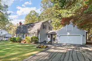 19 Vista Way, Merrimack, NH 03054 - Photo 1