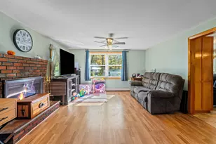 163 Central St, Farmington, NH 03835 - Photo 1