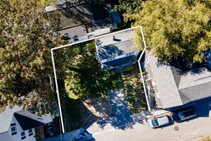 92 Brewster St, Portsmouth, NH 03801 - Photo 1