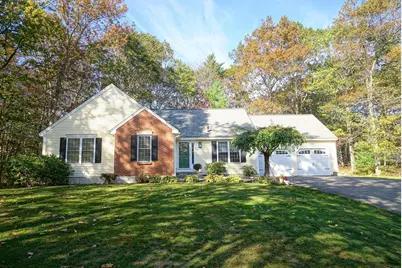 6 Gailor Lane, Hooksett, NH 03106 - Photo 1