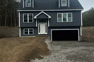 10 Mica Dr, Raymond, NH 03077 - Photo 1