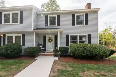 3 W Pine Street #4, Plaistow, NH 03865 - Photo 1