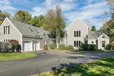 427 North Main Street, Wolfeboro, NH 03894 - Photo 1