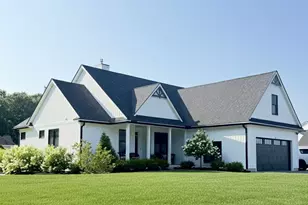 10 Smoke St, Rochester, NH 03867 - Photo 1