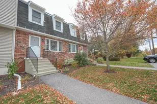 1 Oakwood Ln, Goffstown, NH 03045 - Photo 1