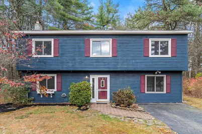 8 Iroquois Circle, Londonderry, NH 03053 - Photo 1