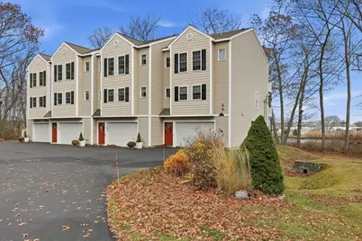 10 Hemlock Street #3, Hampton, NH 03842 - Photo 1